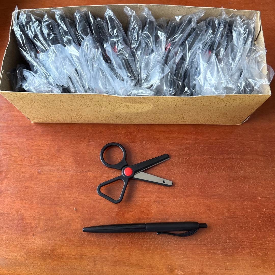 小型ハサミ　50個