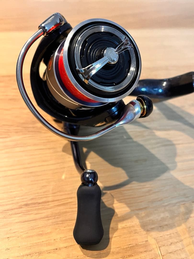 【中古】ダイワリール　20月下美人X LT2000S