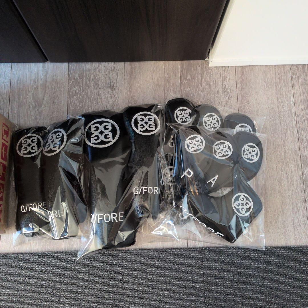 【美品】ジーフォア キャディバッグ ゴルフクラブヘッドカバーセット