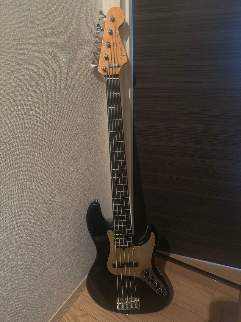 Fender Deluxe Jazz Bass V 新井和輝モデル Mod