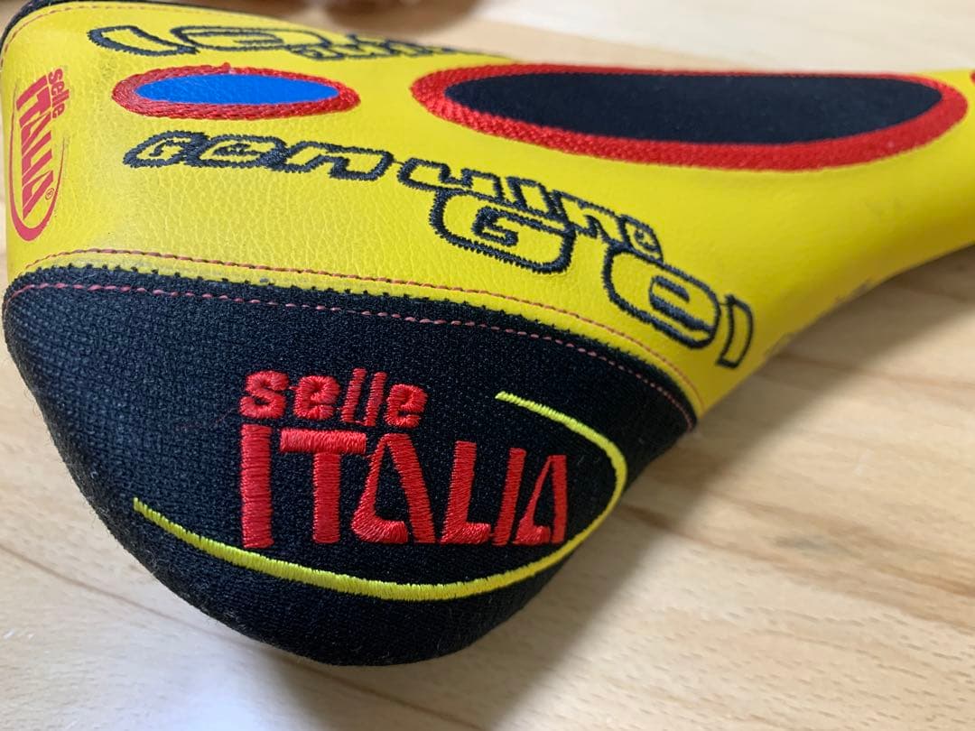 Selle Italia Flite サドル イエロー/ブラック