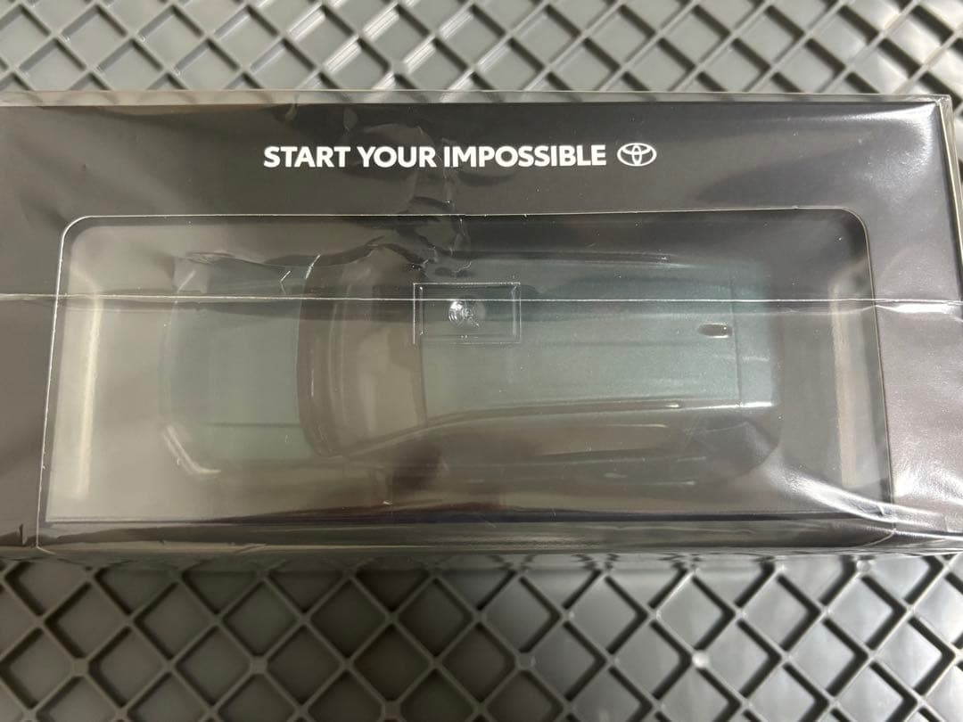 3 新型RAV4 カラーサンプル Adventure エバーレスト