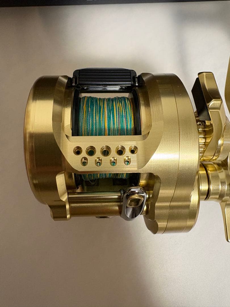 シマノ 22 オシアコンクエスト301XG 左巻き ベイトリール スロージギング