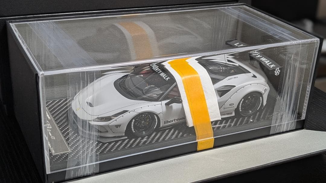 (PYOMARO樣)VIP Scale Model FerrariフェラーリF8