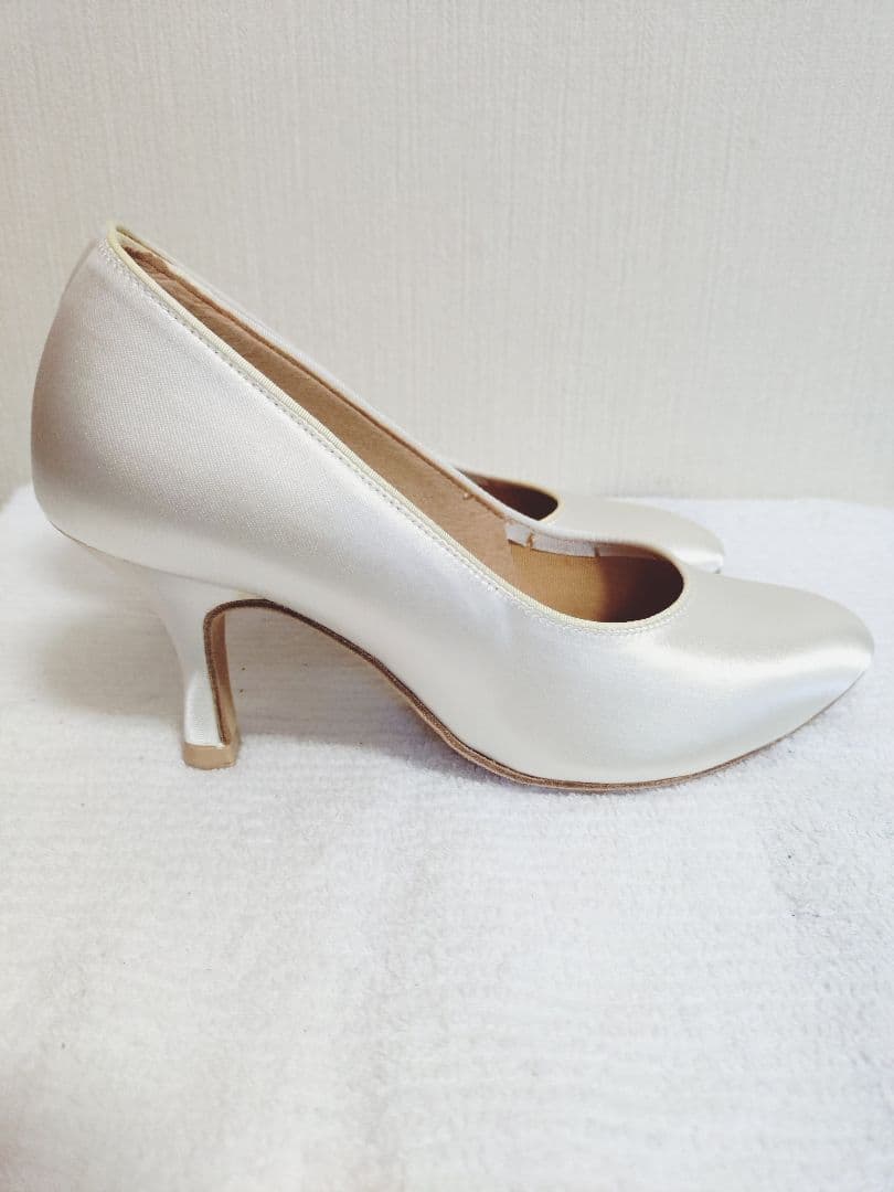 格安新品 SUPA1003ワイドサテンボールルームシューズ