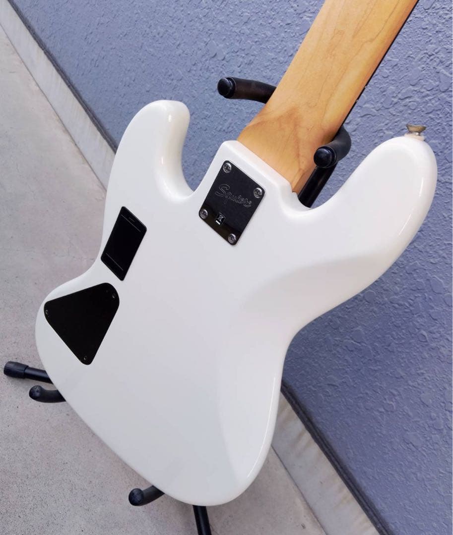 ベース Squier by Fender DeluxeJazzBass Active V