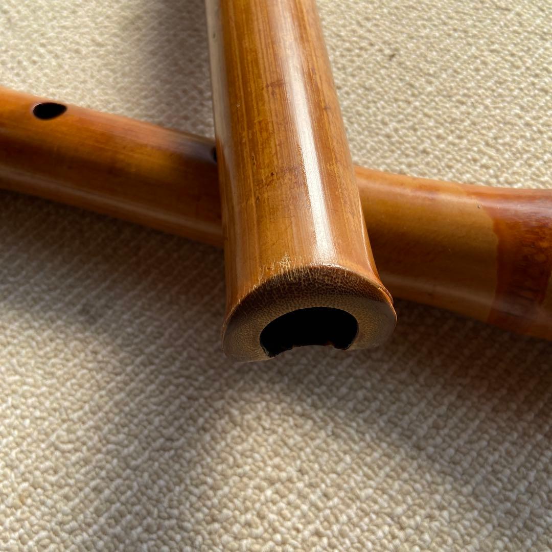 252尺八　ニ尺一寸管　晏弘銘ニ印