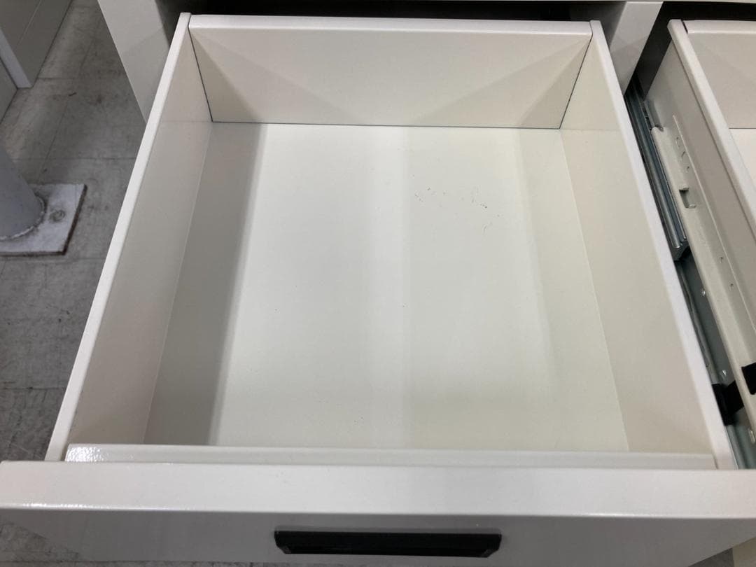 ケビント ガラスショーケース 飾り棚 ディスプレイケース 医療棚 食器棚