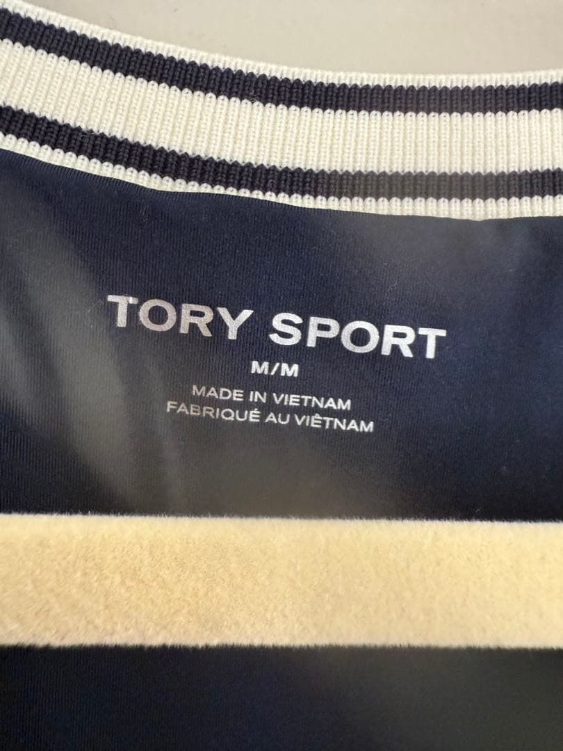 新品トリースポーツ　テニスゴルフワンピース　トリーバーチ