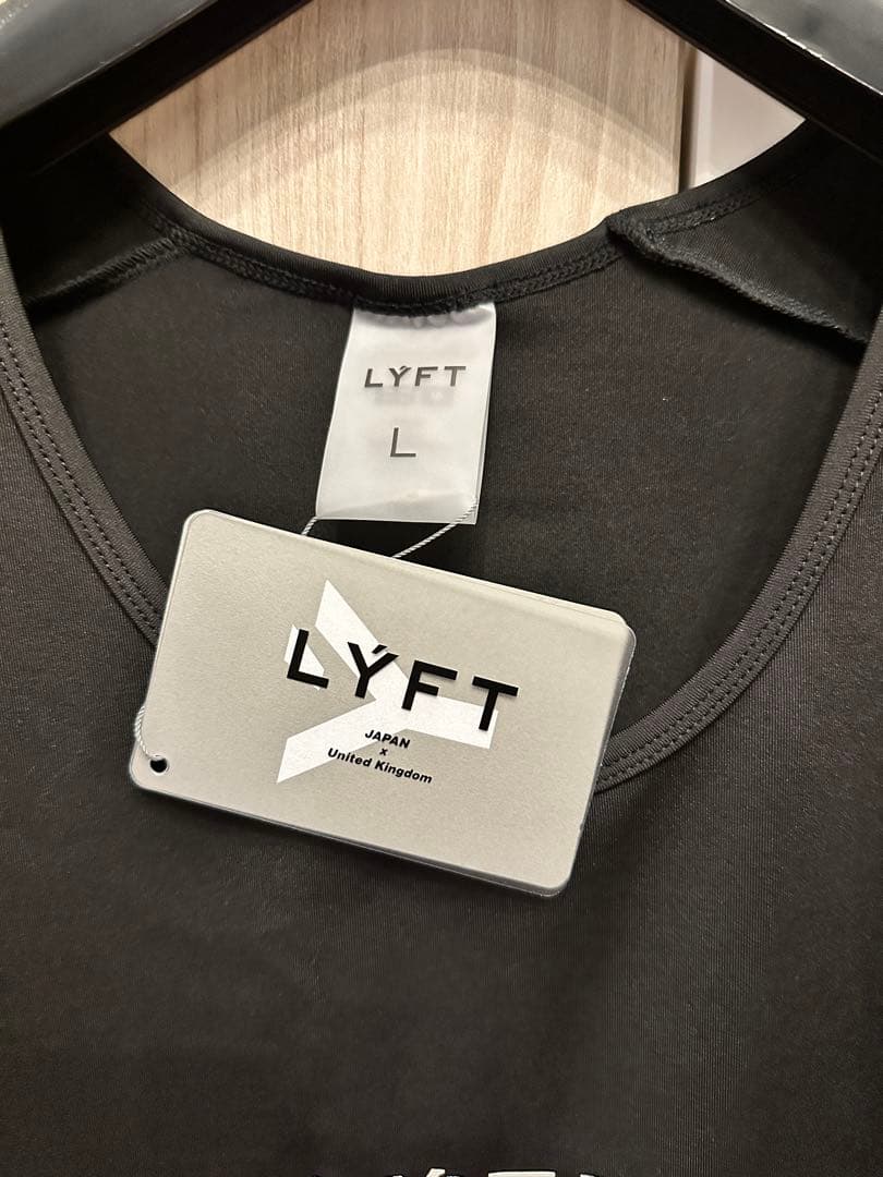 LÝFT TANKTOP JAPAN × United Kingdom