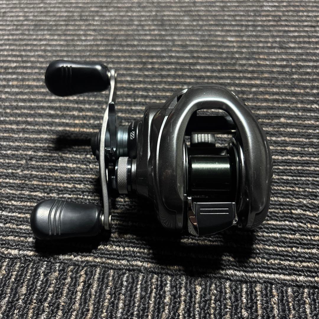 【早い者勝ち】シマノ 15メタニウムDC HG 現品限り