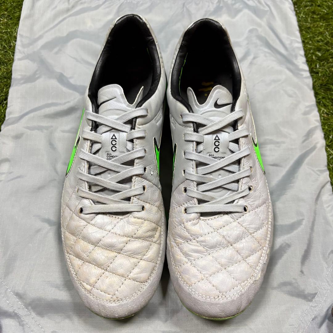 NIKE Tiempo Legend Ⅴ HG-E 25cm