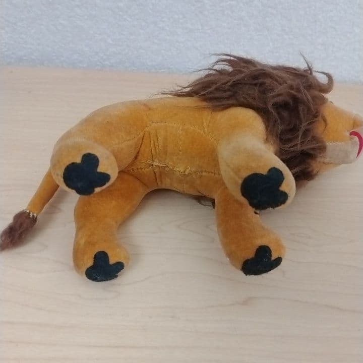 東京動物園協会　おがくず　ライオンぬいぐるみ置物