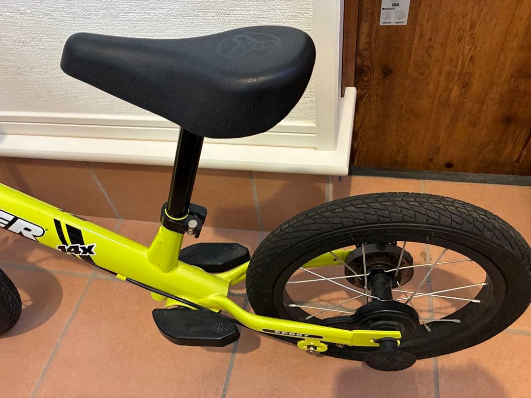 【完成品発送】STRIDER ストライダー 14x ライムイエロー