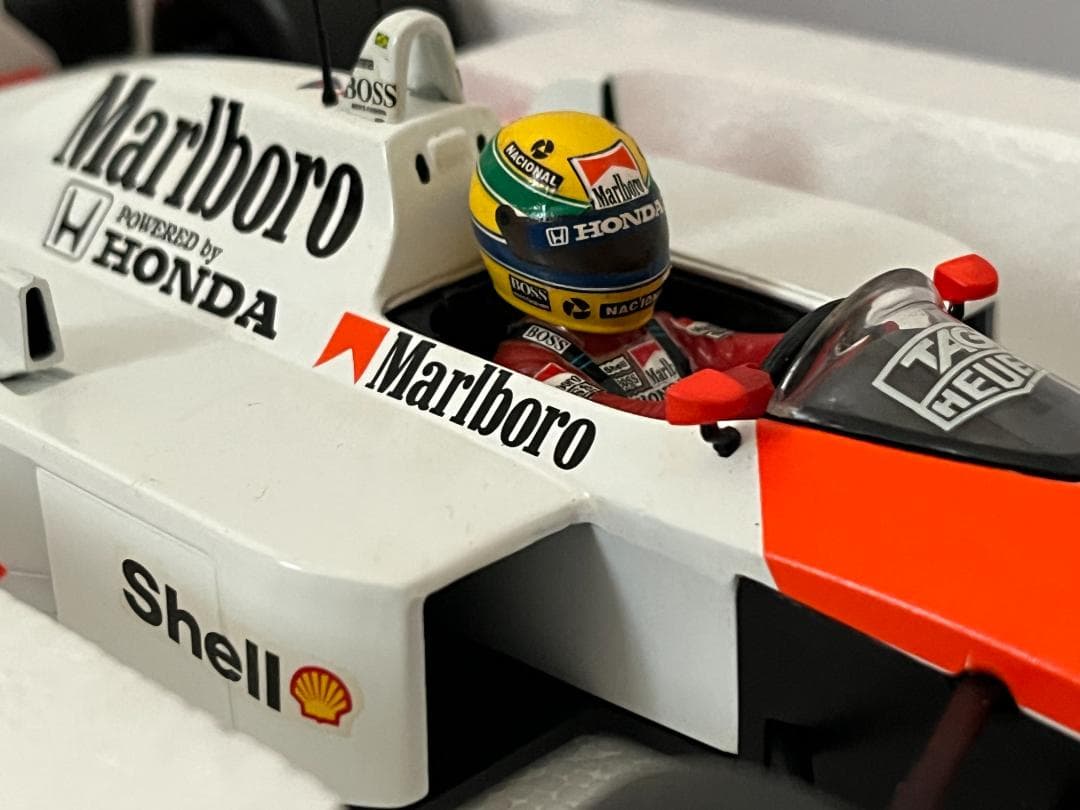 ミニチャンプス 1/18 McLaren MP4/4 A.セナ 1988 箱付
