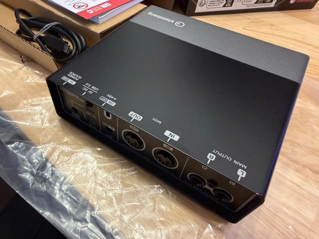 新品同様 steinberg UR22C USBオーディオインターフェイス