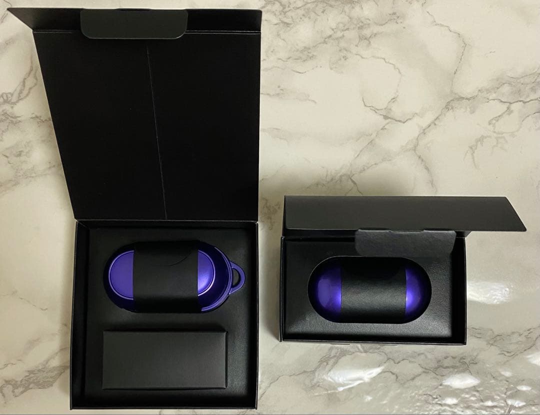 GalaxyBuds+ BTS Edition イヤホン ワイヤレスチャージャー