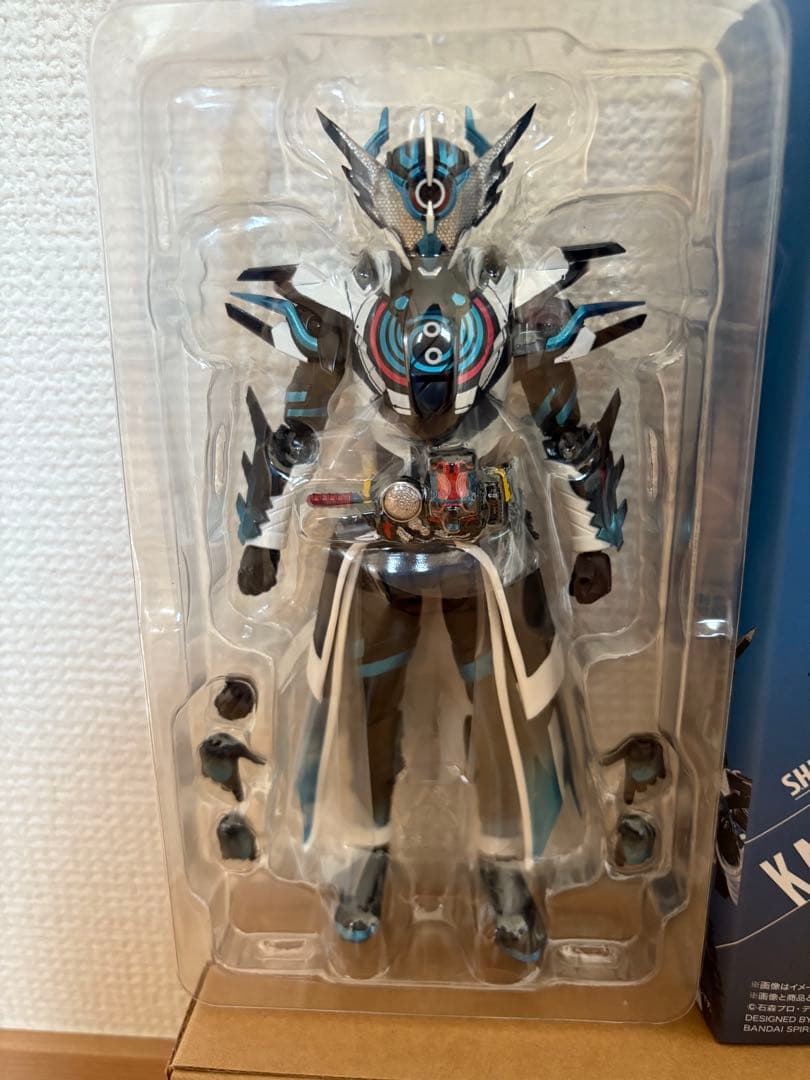 即購入可能　S.H.Figuarts 仮面ライダークローズエボル