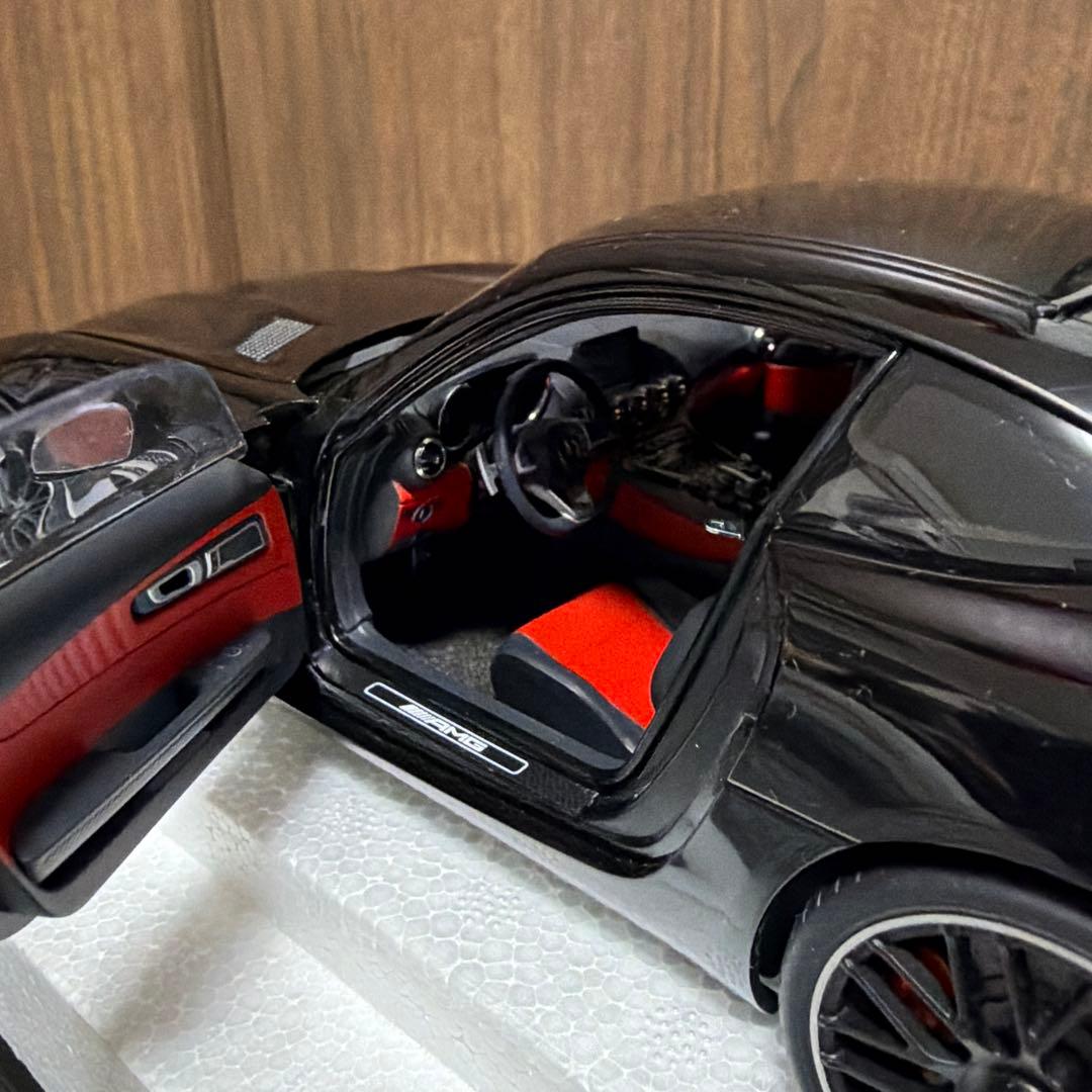 AUTOart MERCEDES-AMG GT S ブラック