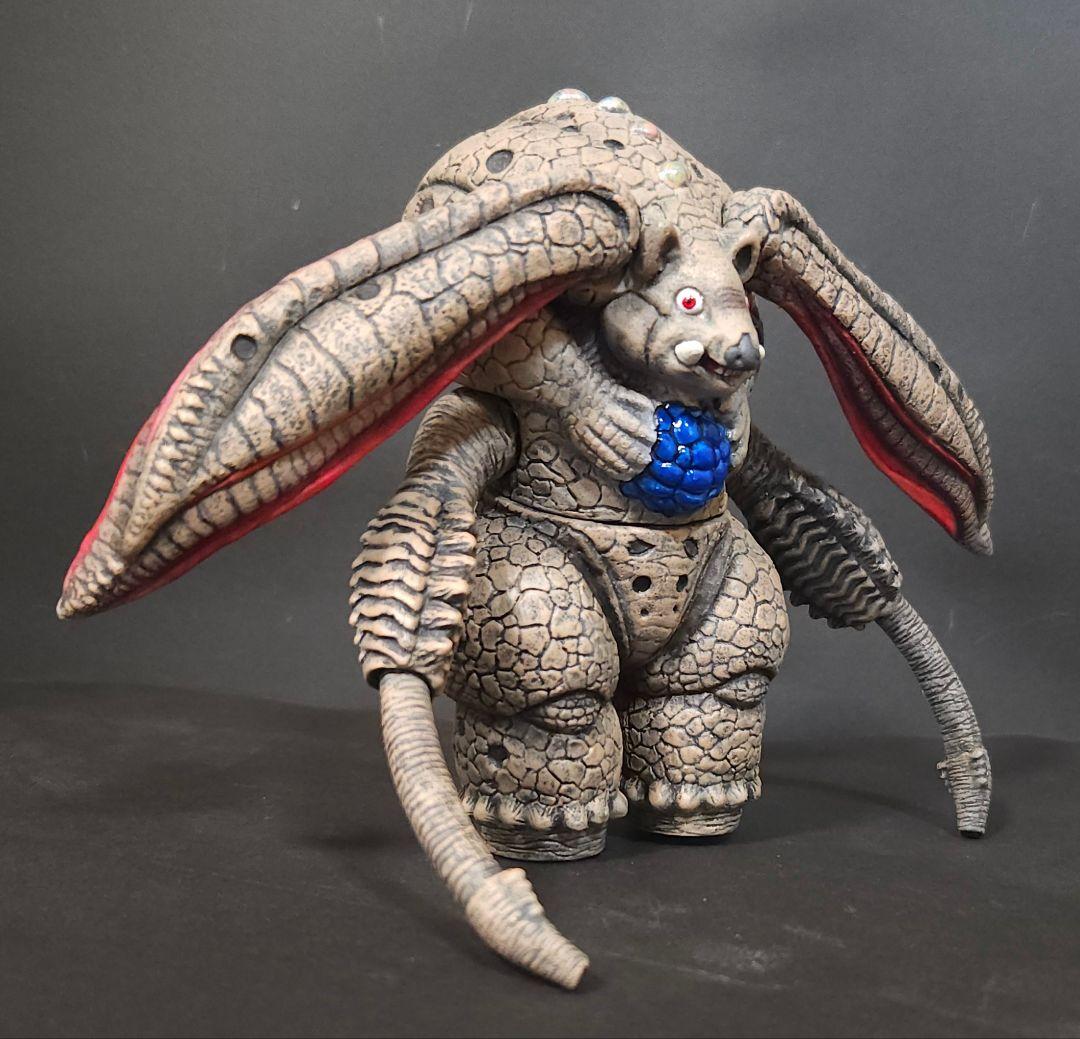 ウルトラ怪獣ソフビ　ギルバグBig sizeリペイント完成品