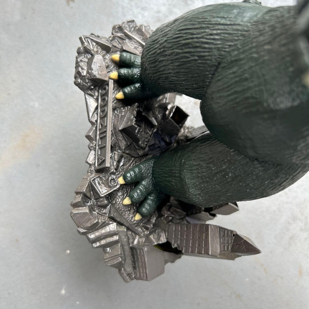 ゴジラ　フィギュア　GODZILLA