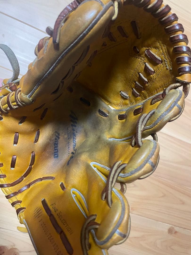 ミズノプロ　硬式グローブ 投手用
