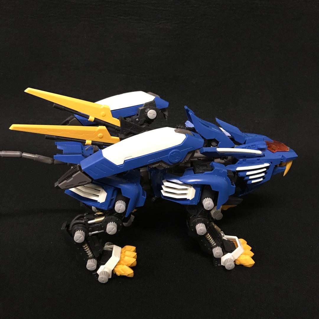 ゾイド　RZ-028 ブレードライガーAB バン仕様　プラモデル　/M4