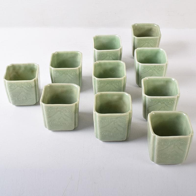 和食器　瀬戸焼　古瀬戸　楼閣山水文　猪口　二十人前　時代箱付　V　R8205B