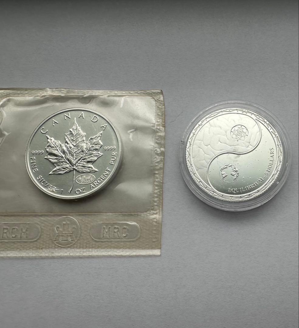 純銀　カナダ銀貨　ニュージーランド 銀貨　1OZ 9999純銀　銀貨2枚　希少