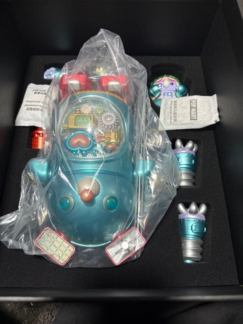 POP MART×INSTINCTOY×KWONG ロボット　ムッキー