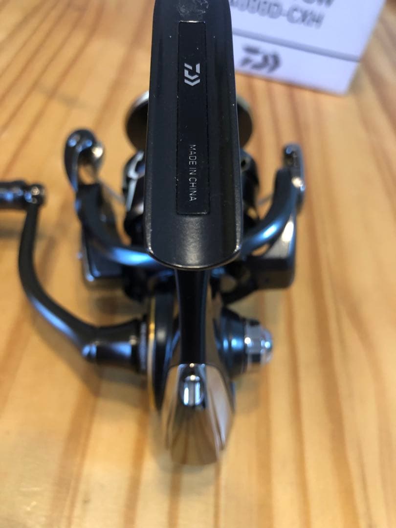 DAIWA CALDIA SW 4000D-CXH スピニングリール