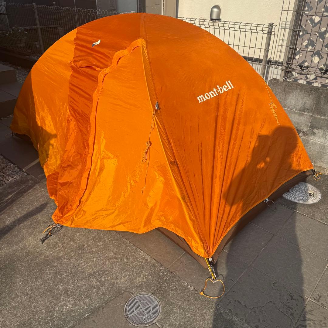 人気モンベル　クロノスドーム2 山岳テント　オレンジ　軽量コンパクト