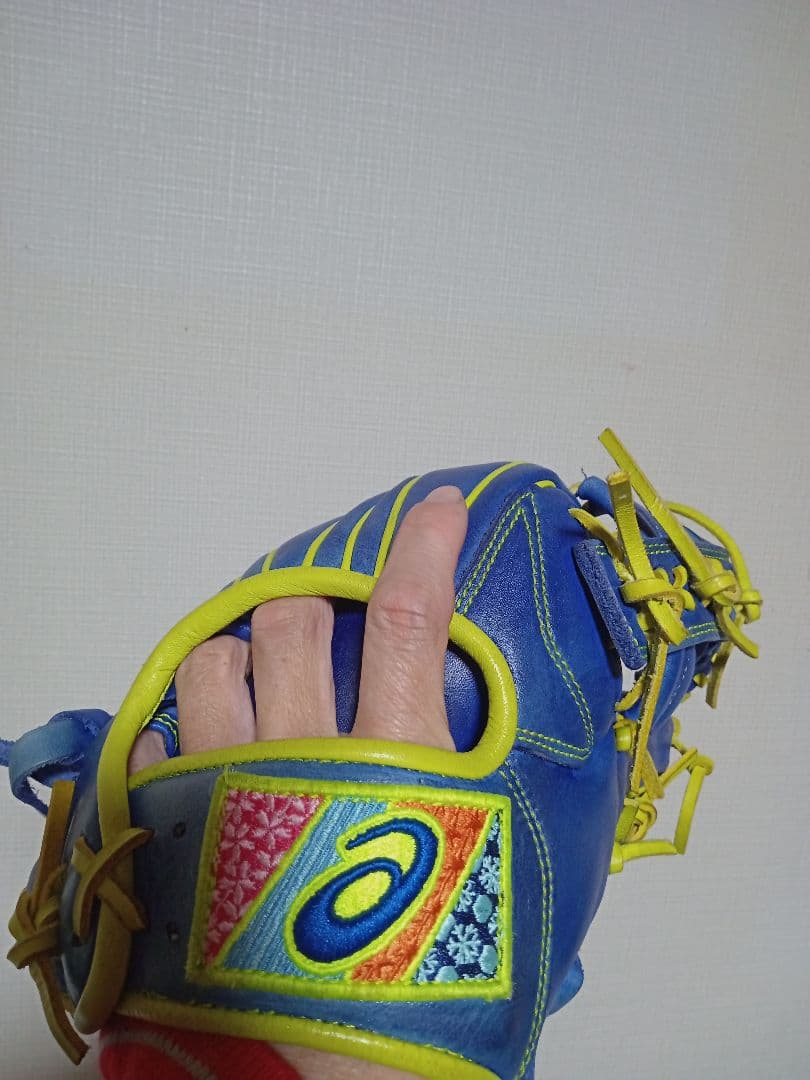 asics　内野用 軟式グローブ 青/黄色