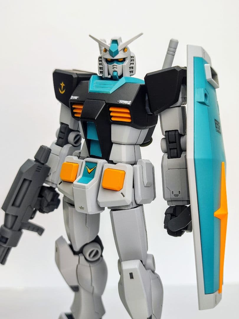 HGUC 量産型ガンダム　ガンプラ完成品