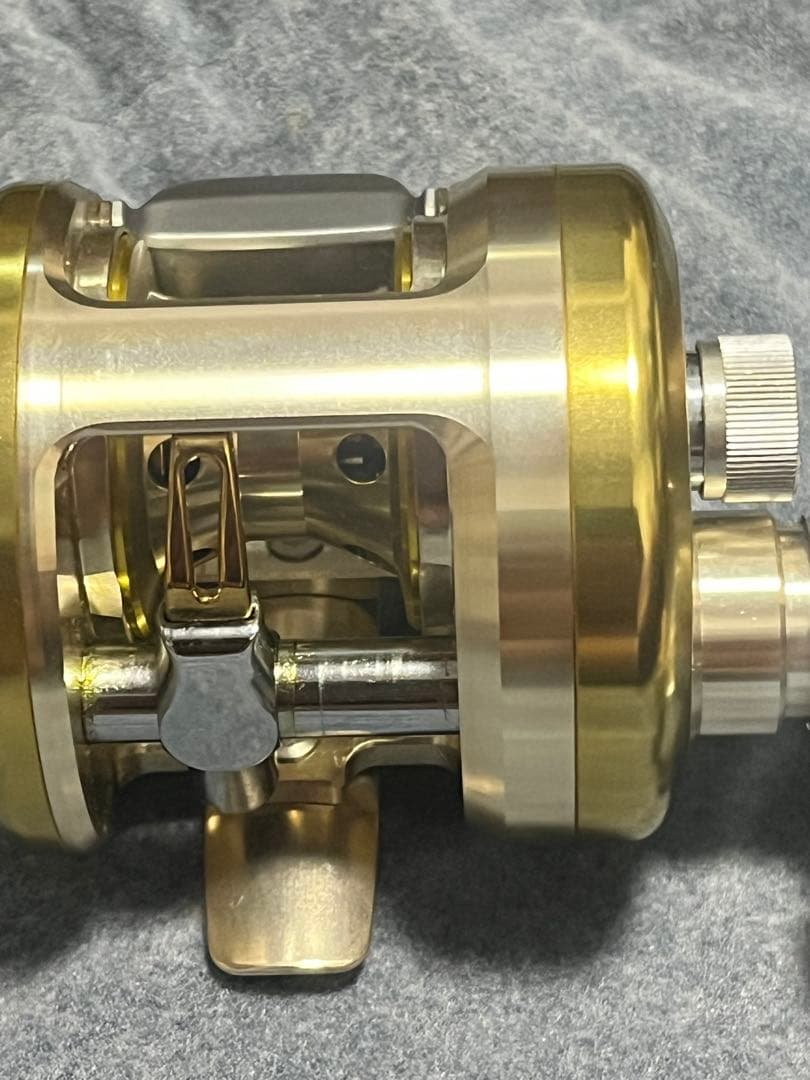 希少極上未使用　ミリオネアCV-Z 103L