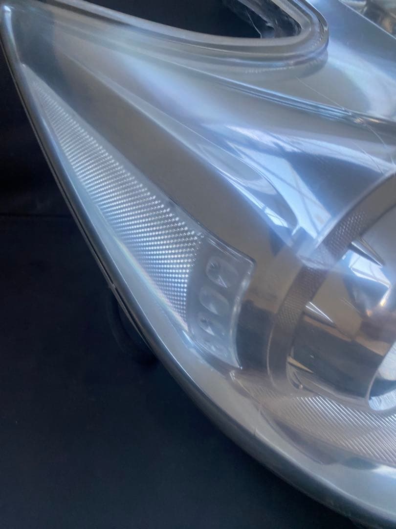 トヨタ プリウス ZVW30系 純正ヘッドライト 左右セット