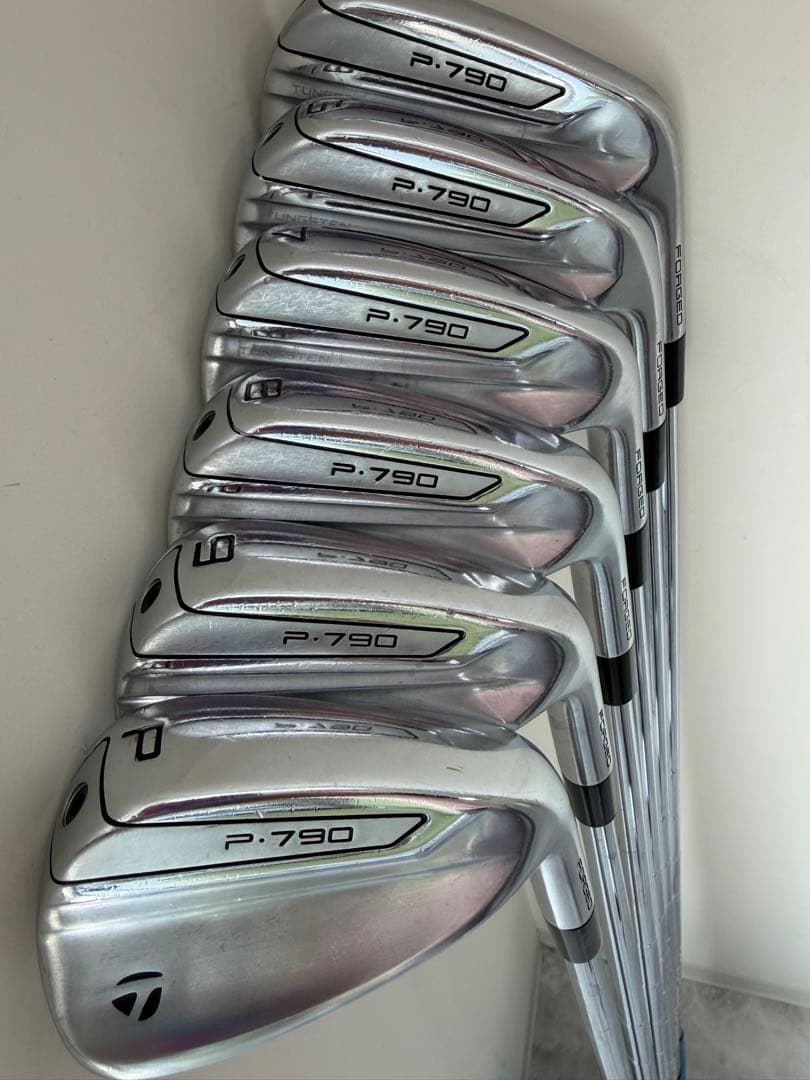 人気モデル！テーラーメイド　P790 アイアン　5〜P DG120s