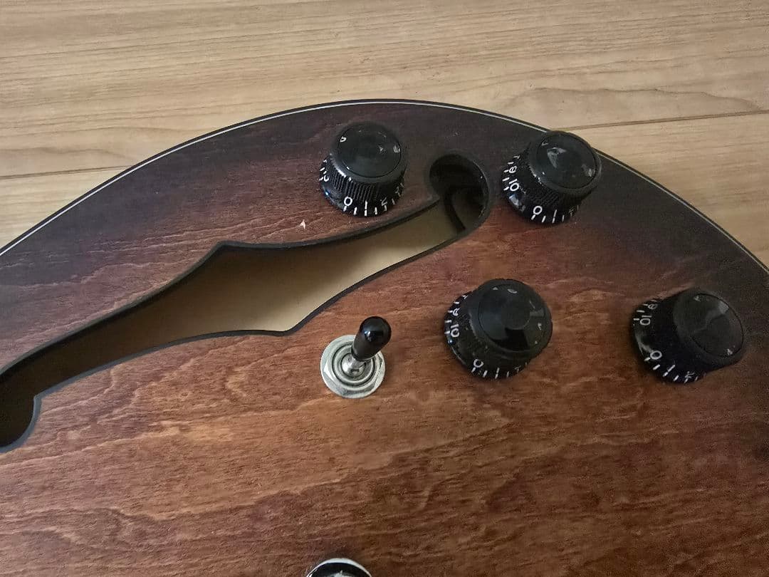 Ibanez AM73B-TF セミアコースティックギター