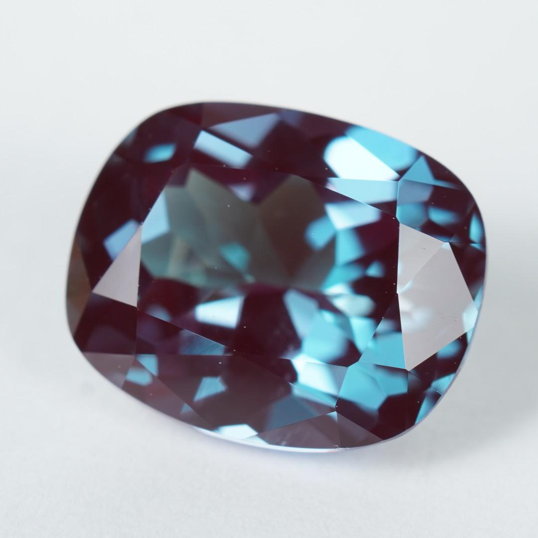 3.26ct 合成クリソベリルアレキサンドライト