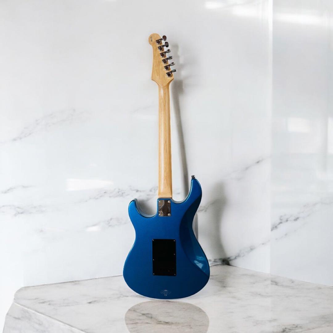 YAMAHA ヤマハ　Pacifica パシフィカ　PAC112X エレキギター