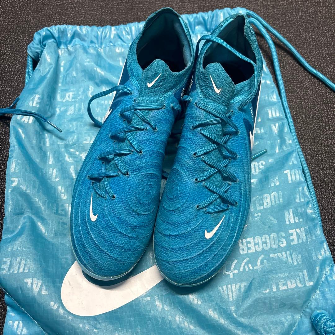 ナイキ　ファントム　GX 2 プロ　AG 26センチ