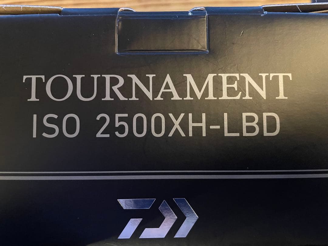 Daiwa TOURNAMENT ISO 2500XH-LBD スピニングリール