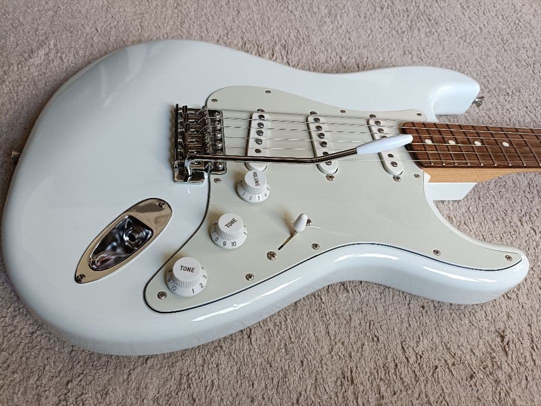 ギター fender Japan Traditional 60s stratcaster