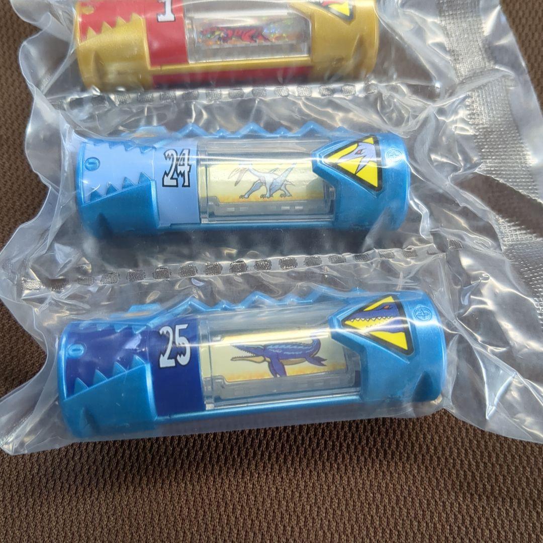 獣電戦隊キョウリュウジャー　獣電池　ガブティボルバー付属　未開封品