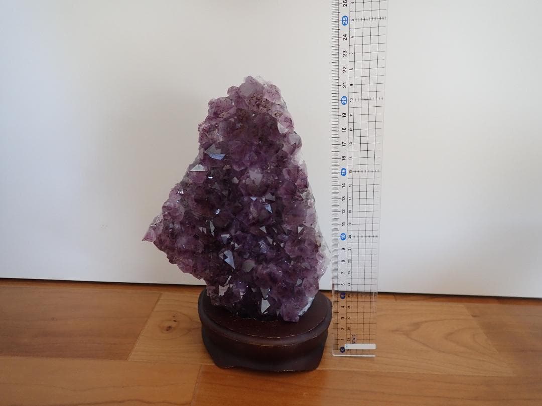 特価 愛の守護石 恋愛成就 ヒマラヤアメジスト原石1,8kg 一点物　台座付き