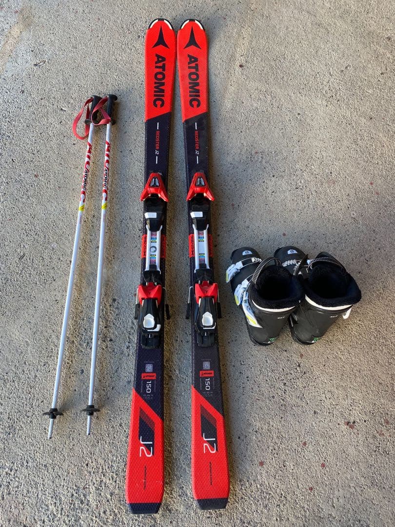 Atomic J2 スキーセット Salomonブーツ付き
