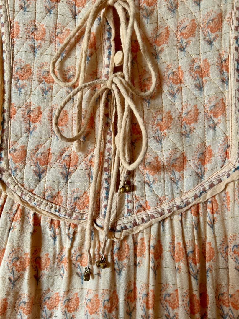 江戸時代骨董　三段重 縁起物　物 鶴　お重 重箱染付　金　彩桜