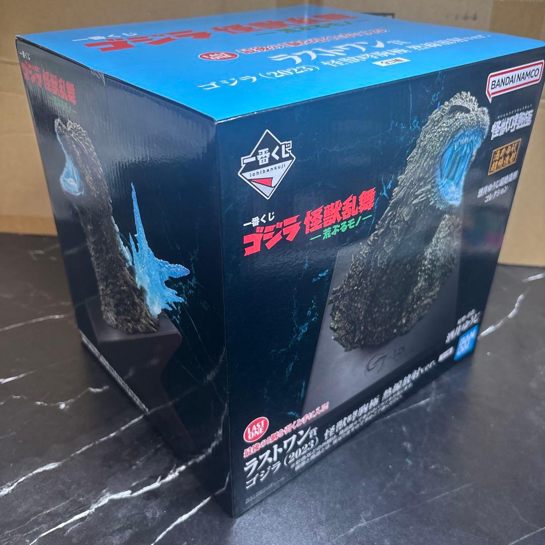 ゴジラ　一番くじ　ゴジラ　怪獣哮胸像　ラストワン賞