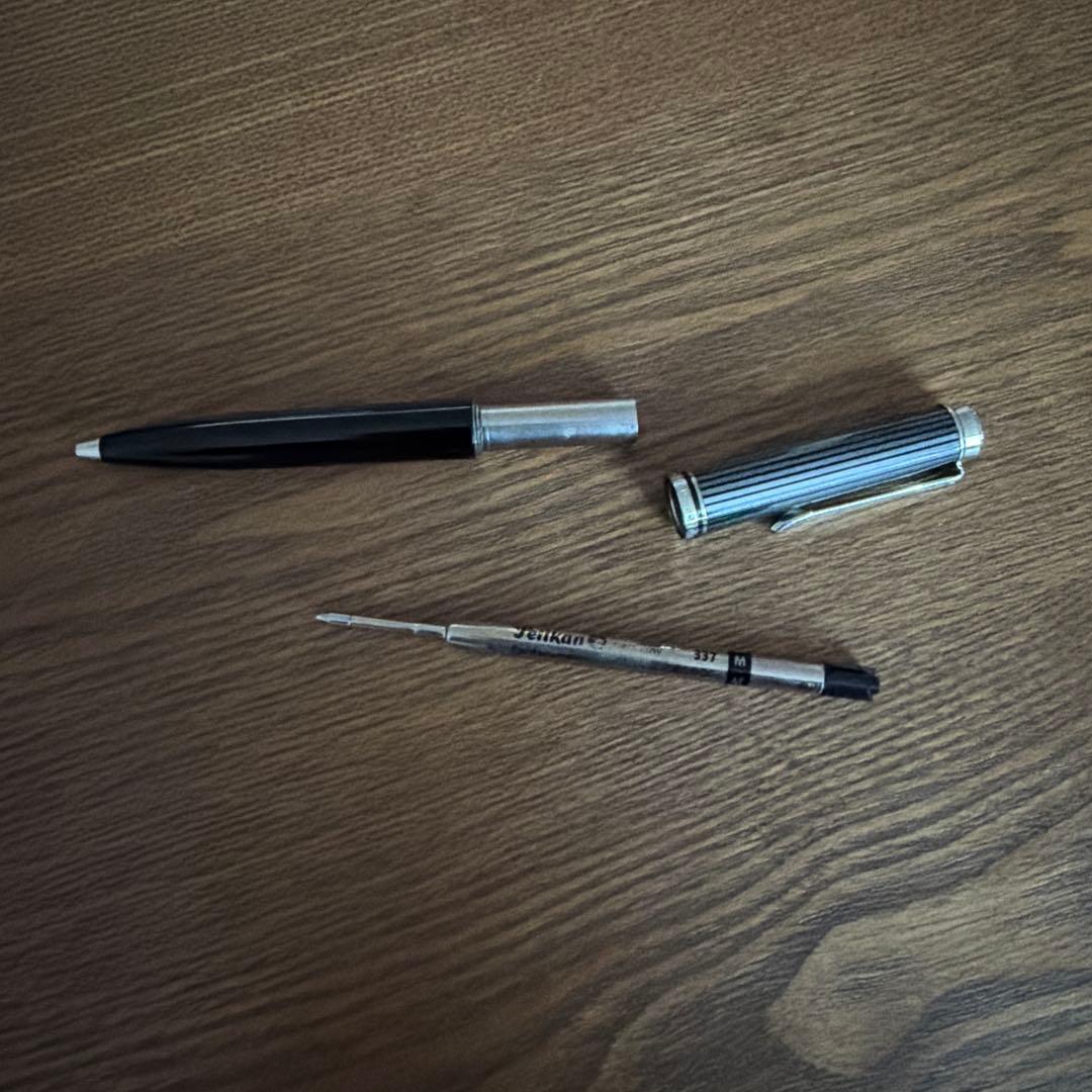 ペリカン　ボールペン　ブラック