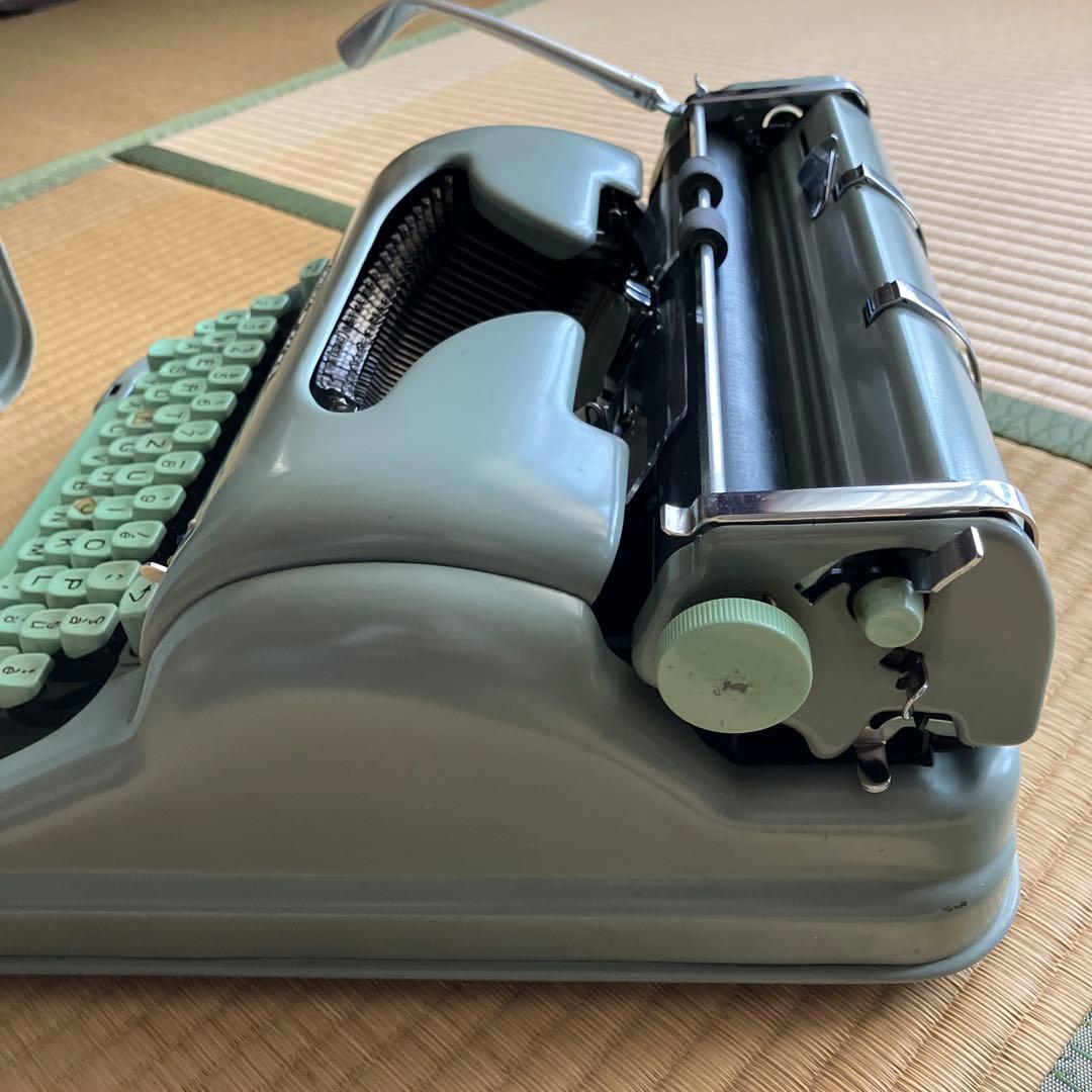 エルメスHermes Media 3 タイプライター